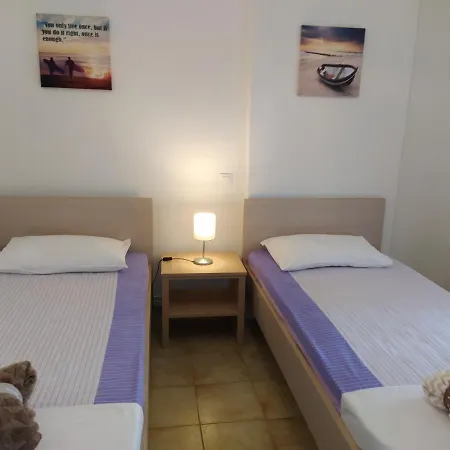 Family House Near The Drepano-nafplio Апартаменты